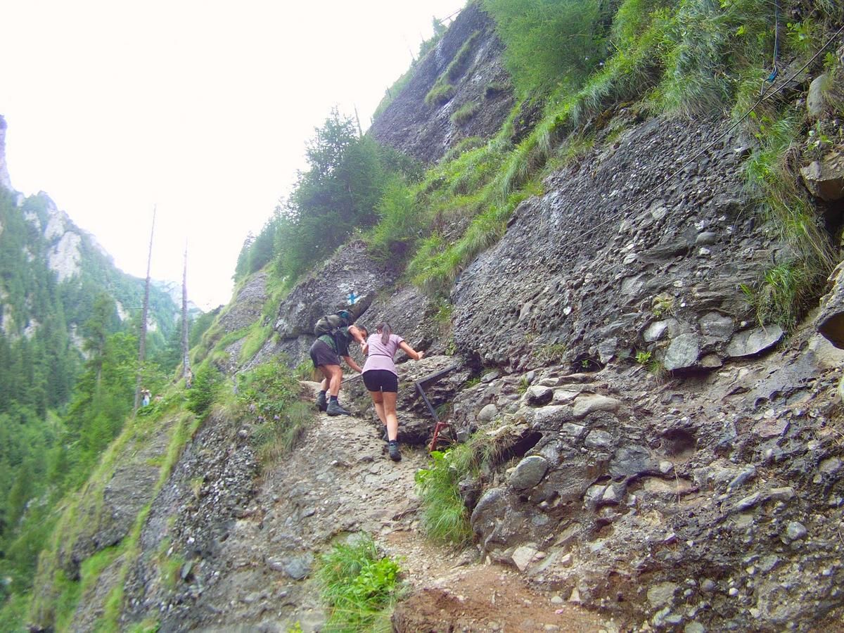 Дома для отпуска Cabana de piatra Буштени